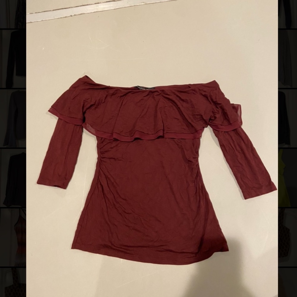 White House Black Market maroon off the shoulder blouse size XS
